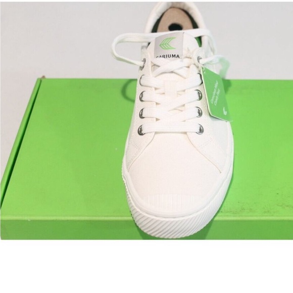 Cariuma Shoes - CARIUMA NIB OCA Low Off-White Canvas Sneaker